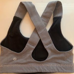 lululemon athletica Other - Lulu lemon sports bra lululemon athletica Other - Lulu lemon sports bra